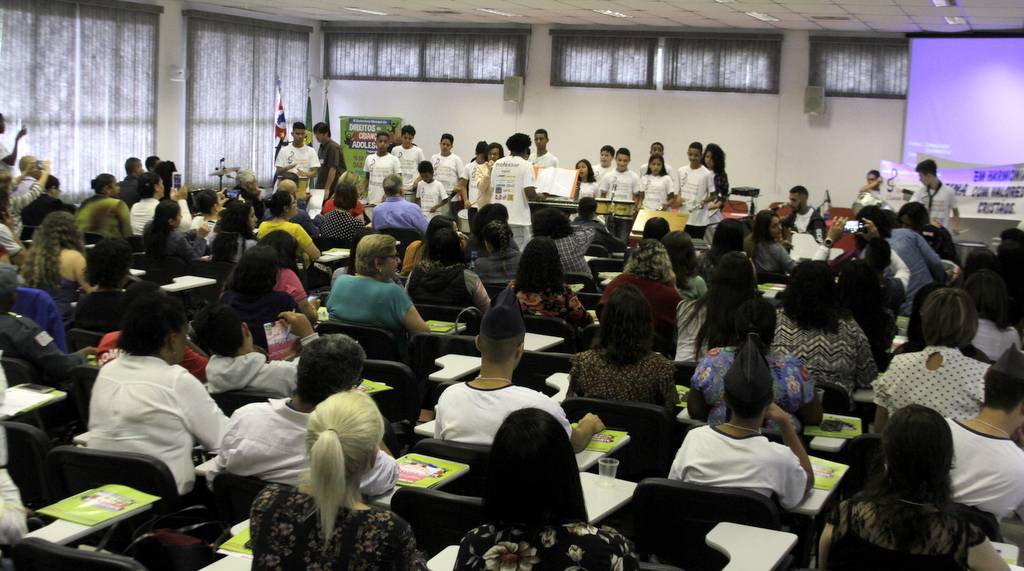 Prefeito participa da XI Conferência da Criança e do Adolescente