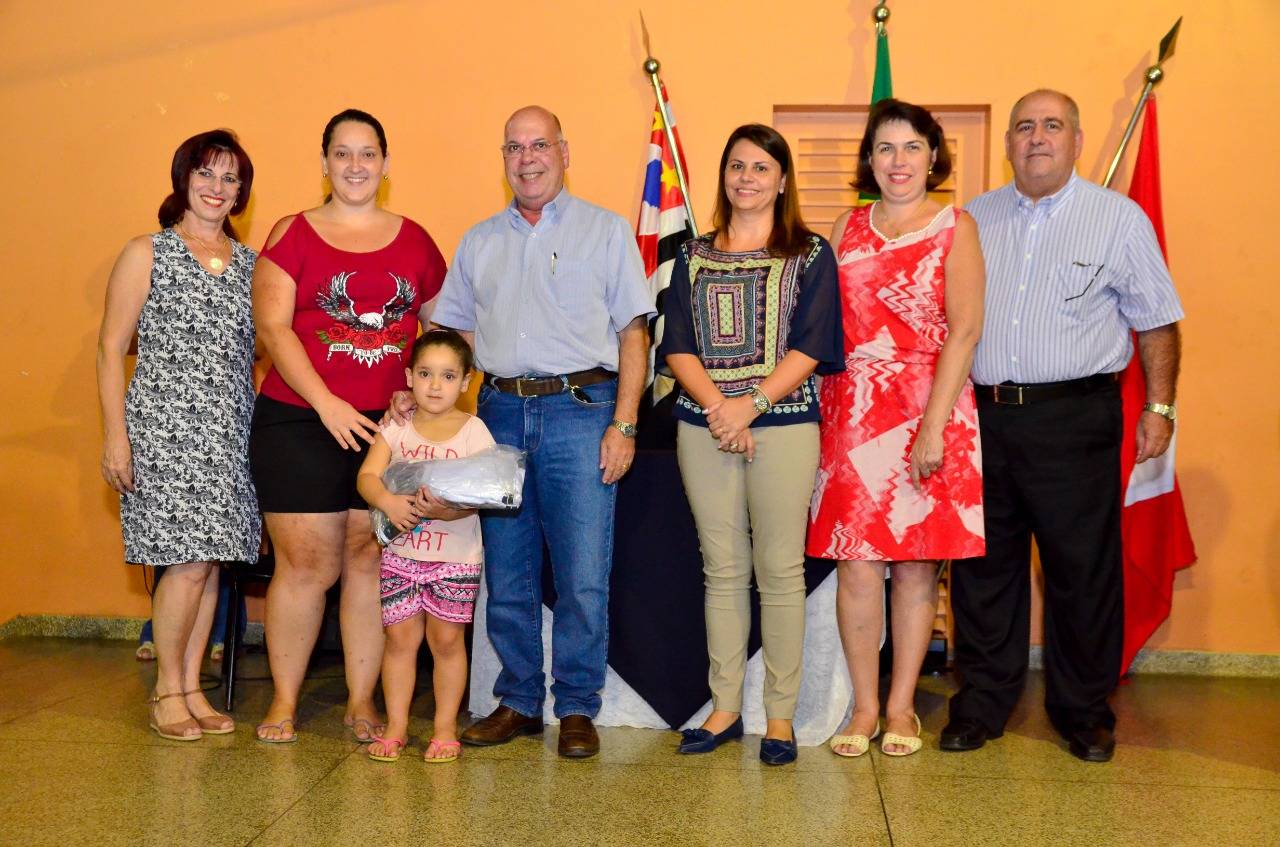 Cedral Entrega Uniformes Escol