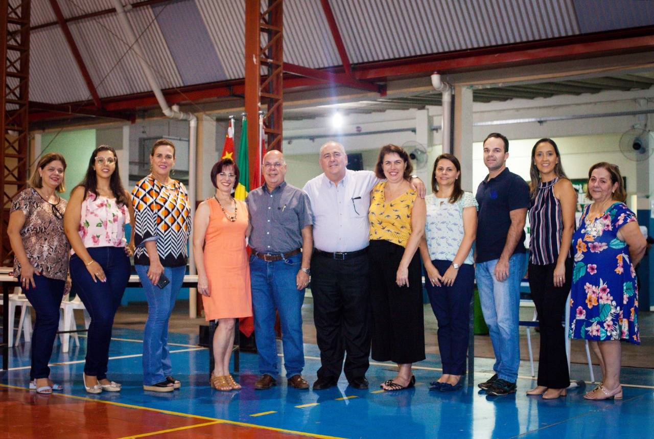 Cedral Entrega Uniformes Escol