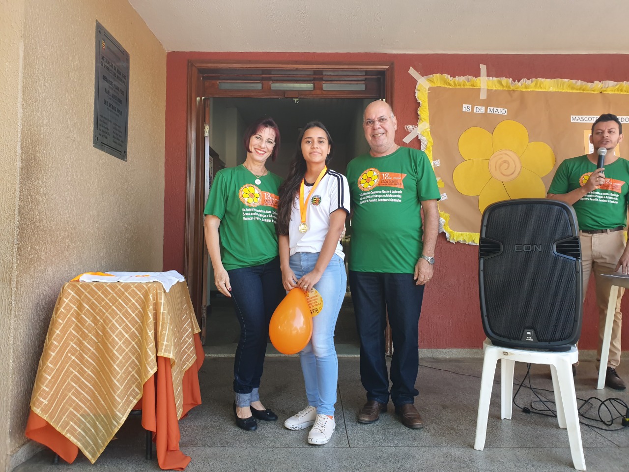 Cedral Realiza Caminhada e Pro