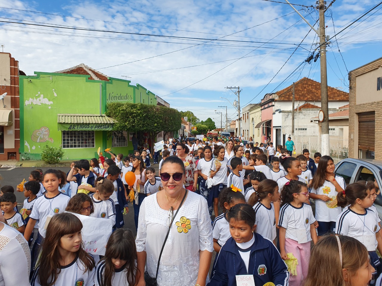 Cedral Realiza Caminhada e Pro