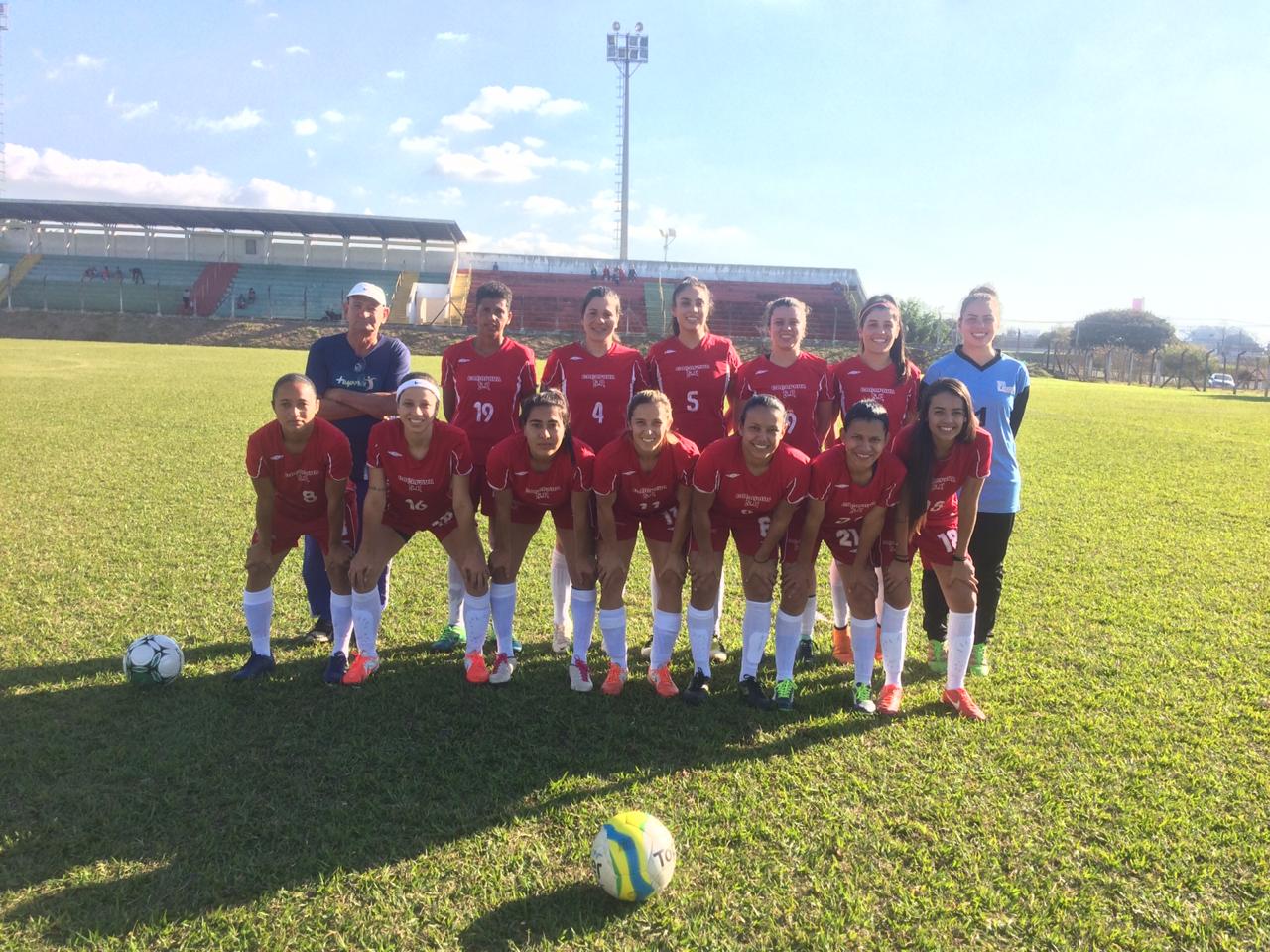 Equipe de Caçapava é primeira colocada na fase inicial do Campeonato Regional de Futebol Feminino