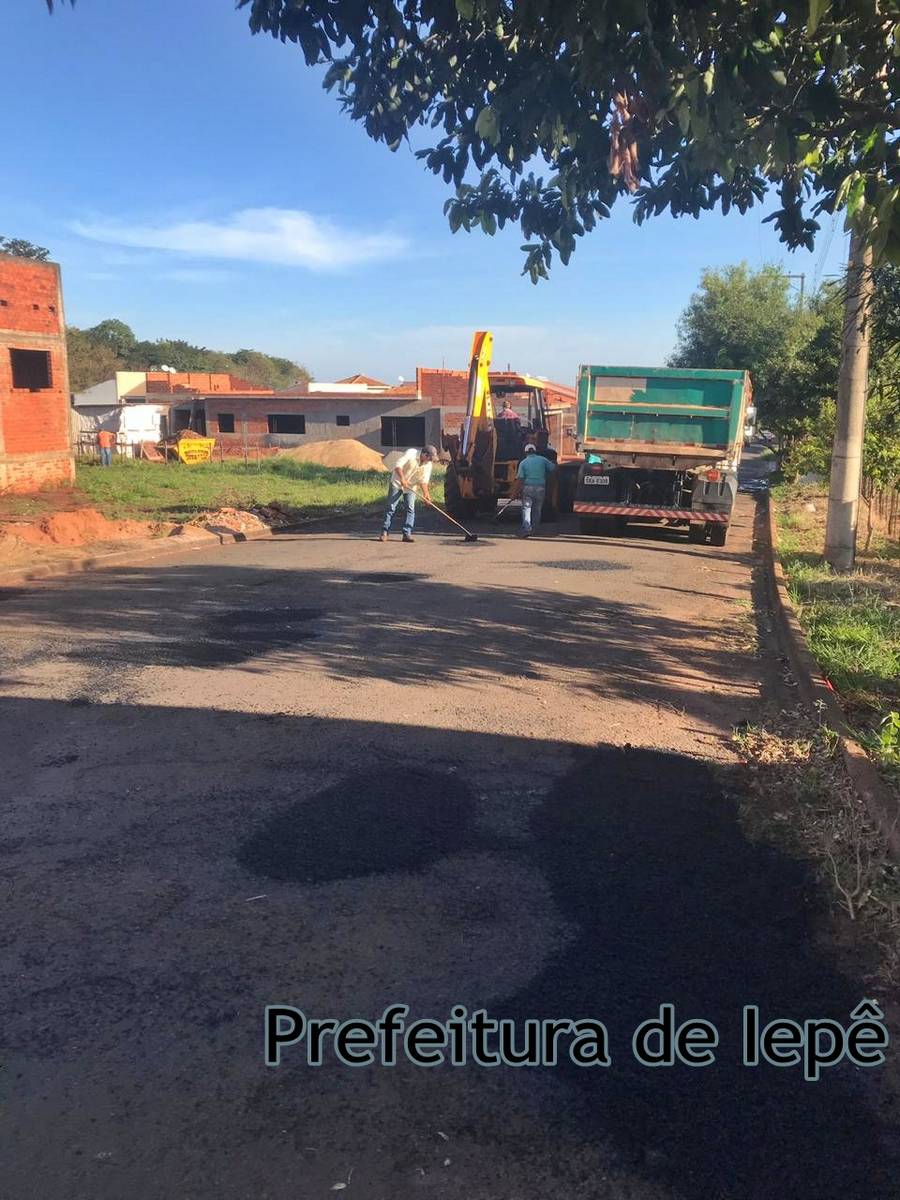 Operação Tapa Buracos em Iepê
