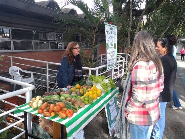 Ação de consumo consciente é destaque na Semana de Meio Ambiente na Prefeitura