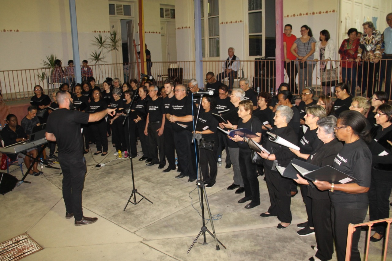 Igreja São Sebastião recebe concerto do Coral Municipal de Caçapava neste sábado