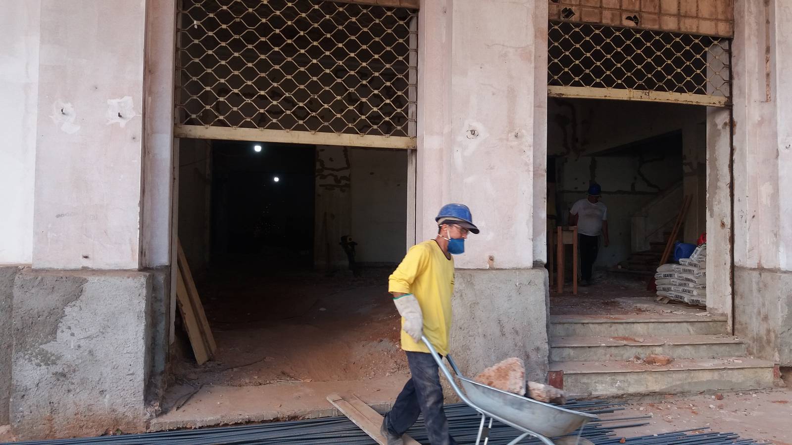 Prefeitura inicia reforma do Cine São Pedro