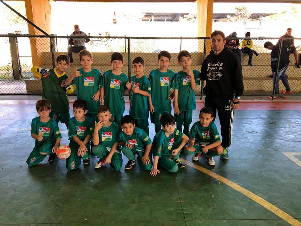 ALUNOS DE QUADRA PARTICIPAM DE AMISTOSO EM BOFETE