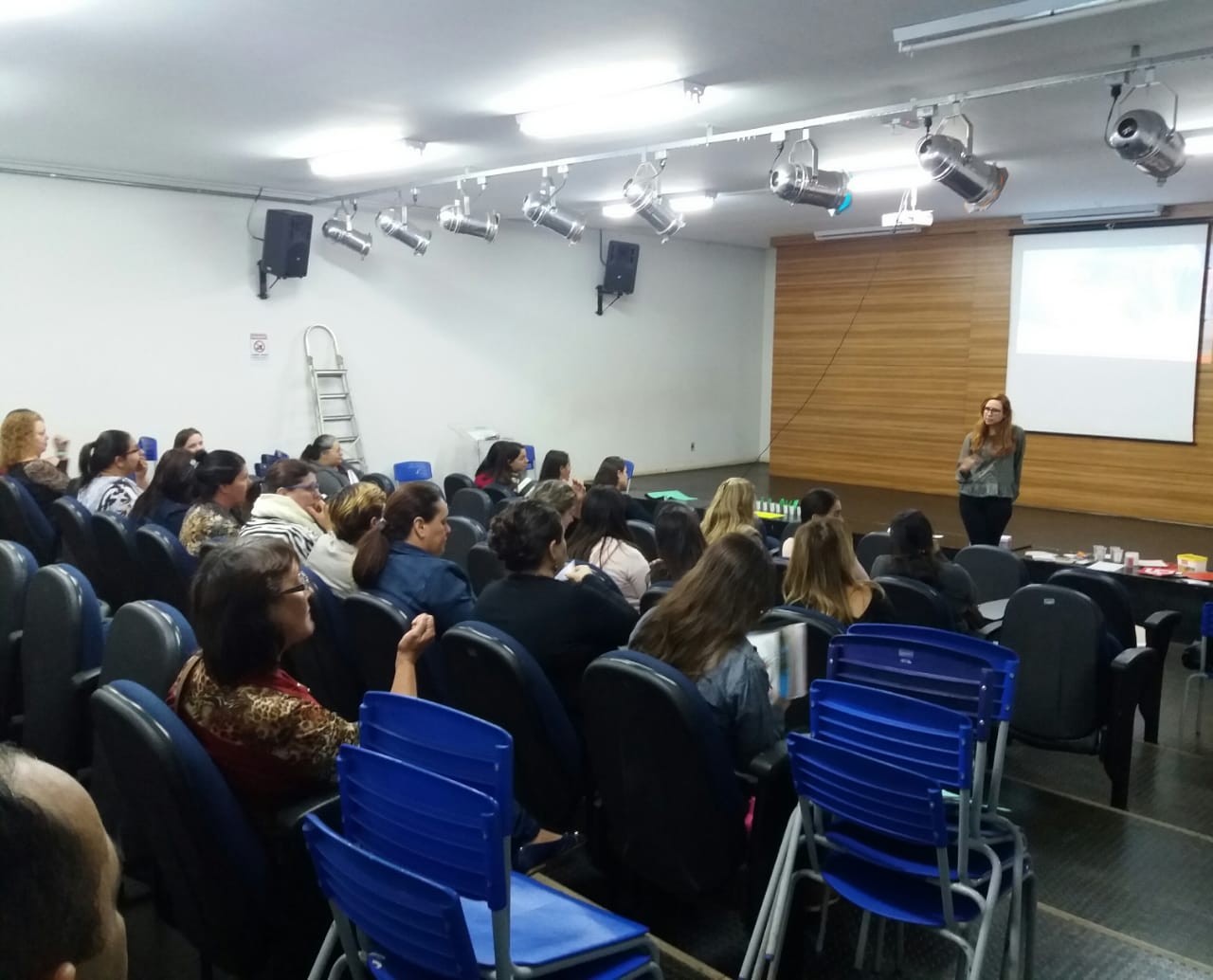QUADRA PROMOVE FORMAÇÃO CONTINUADA AOS PROFESSORES DA REDE MUNICIPAL DE EDUCACAO