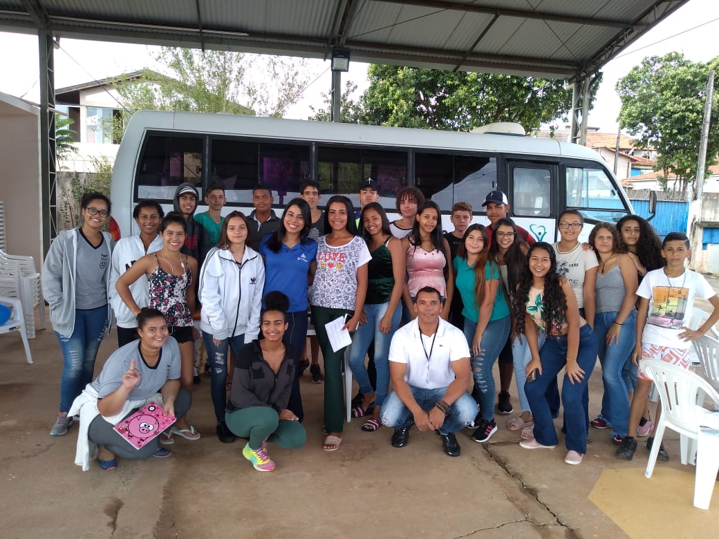Grupos de Adolescentes de Programas Sociais recebem treinamento