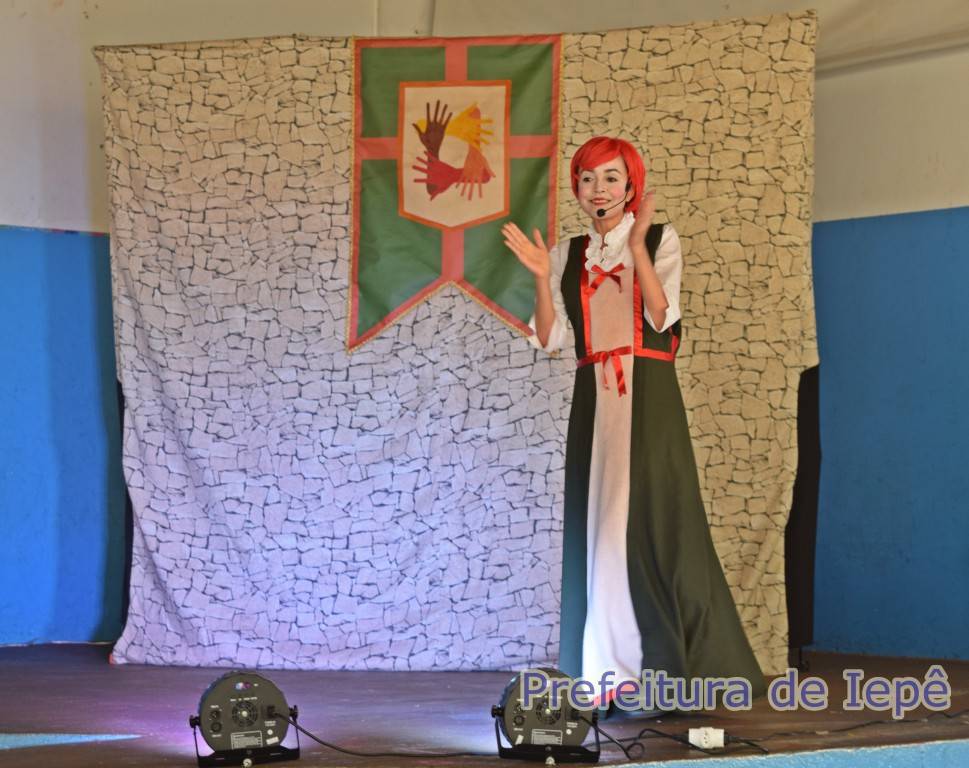 Teatro Emef 13 Agosto