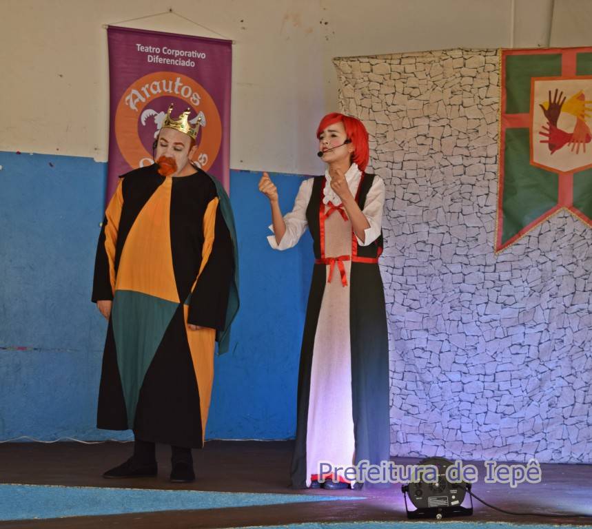 Teatro Emef 13 Agosto