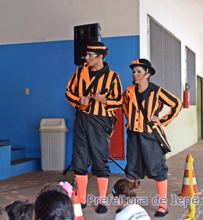 Teatro Emef 13 Agosto