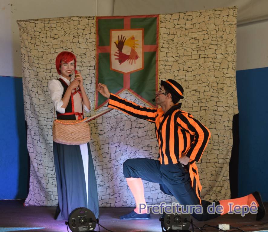Teatro Emef 13 Agosto