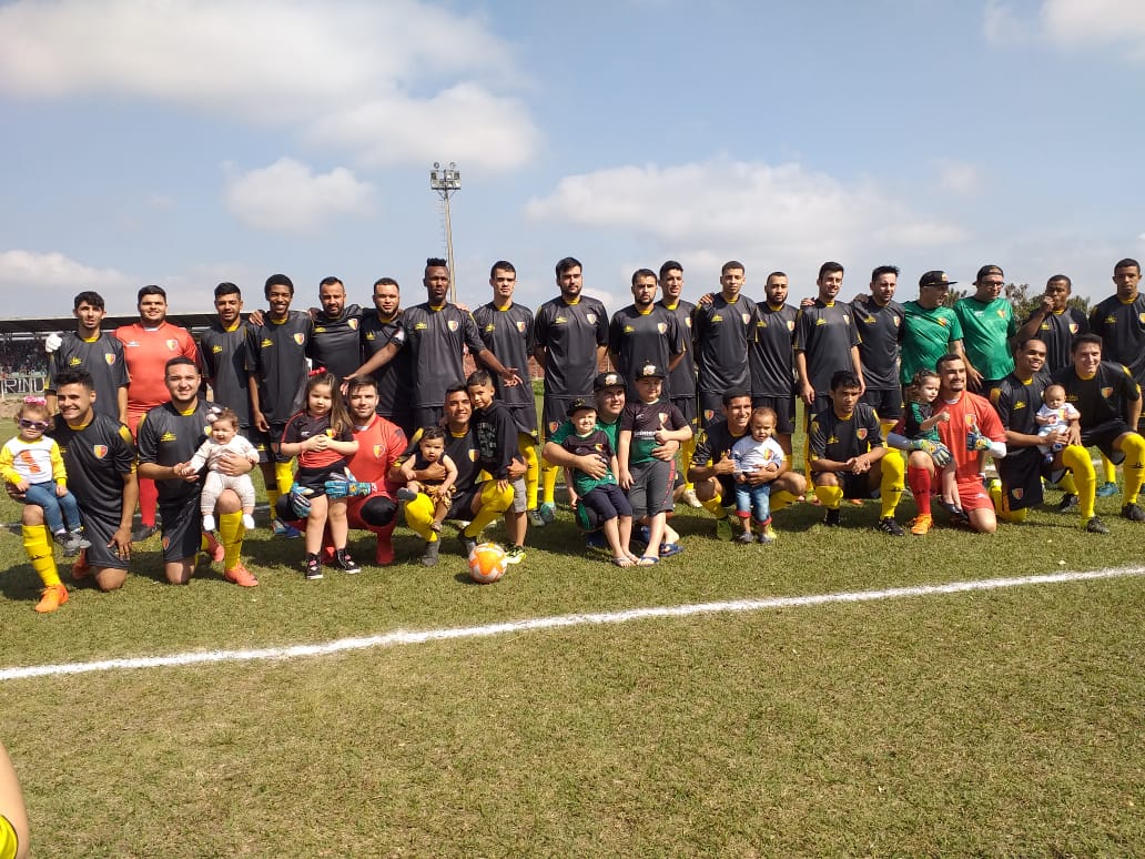 Equipe XIV de Abril vence o campeonato amador de futebol masculino da 1ª Divisão de Caçapava