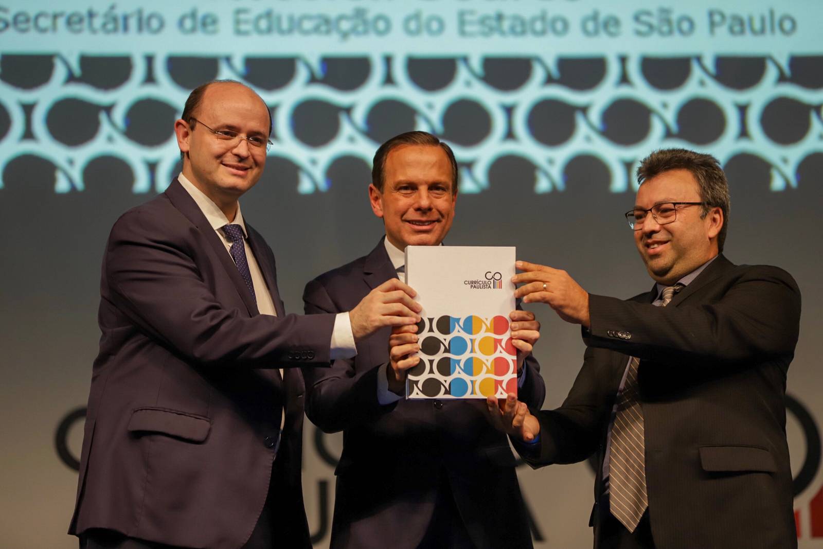 Itapecerica participa do lançamento do novo currículo estadual da educação infantil e ensino fundamental