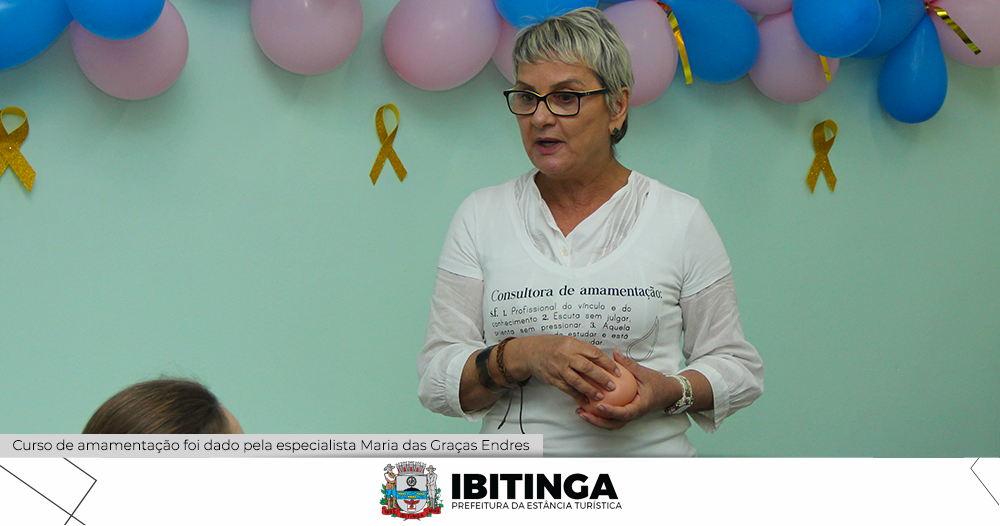 Curso de amamentação é dado para mulheres na manhã de hoje