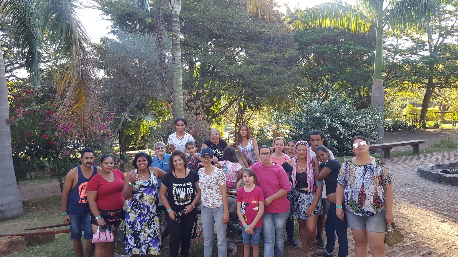 CREAS promove atividade "Escuta na Fazenda" para grupos de famílias