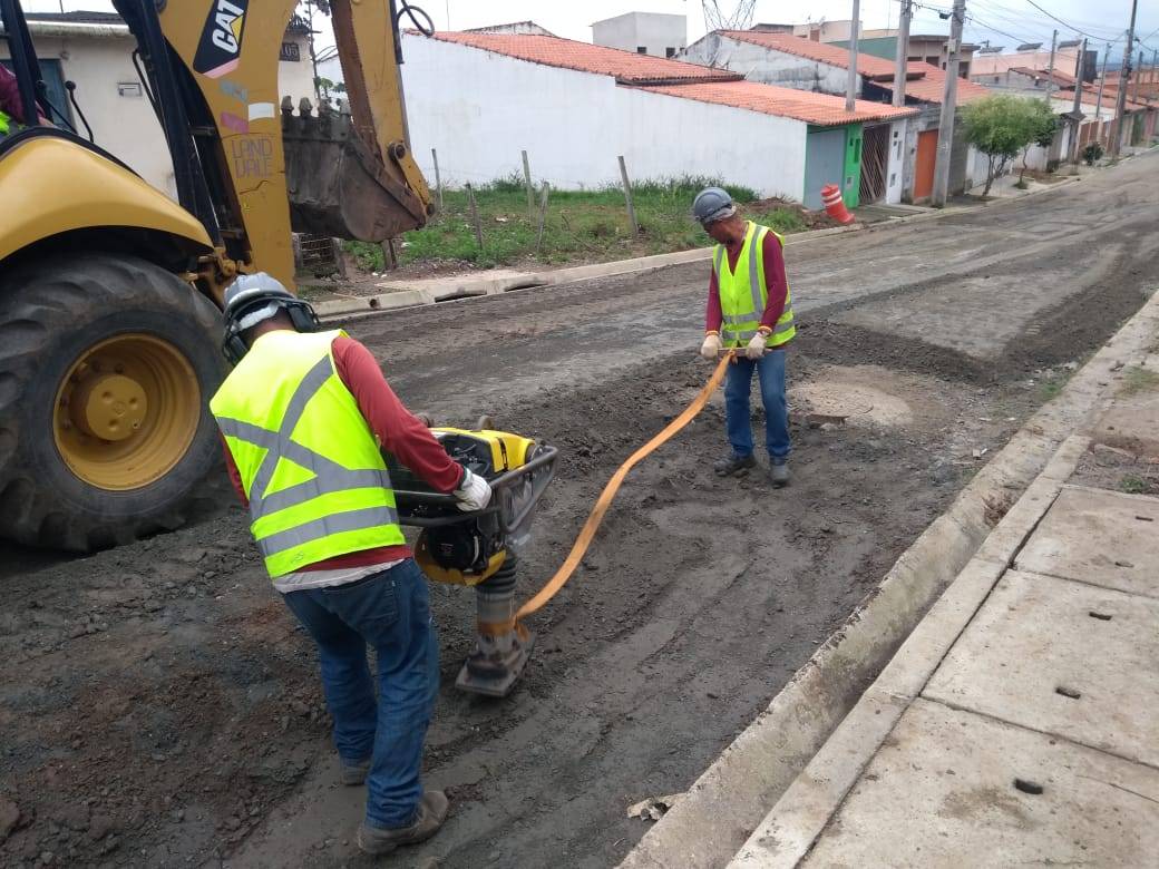 Recomeçam as obras de pavimentação do bairro Aldeias da Serra