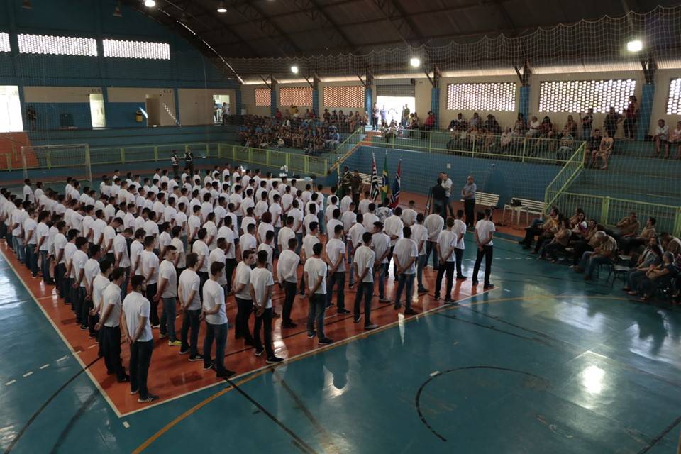 Cerimônia de Juramento e de entrega da cispensa do serviço militar