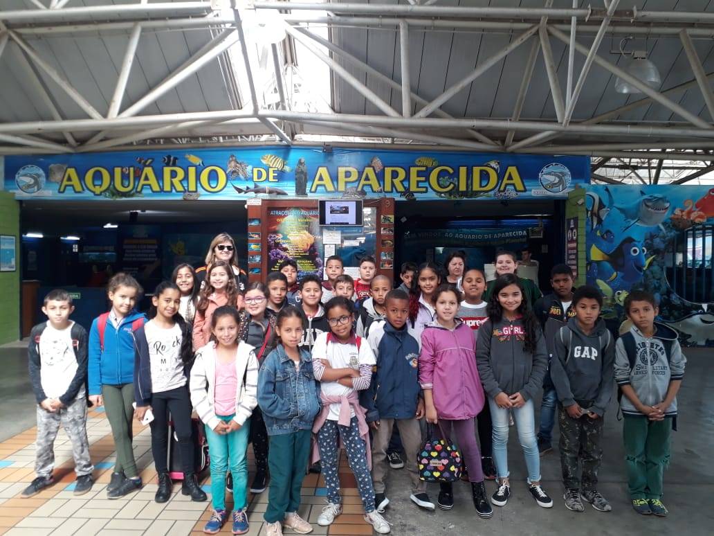 Escolas de Caçapava promovem visitas de alunos ao aquário de Aparecida