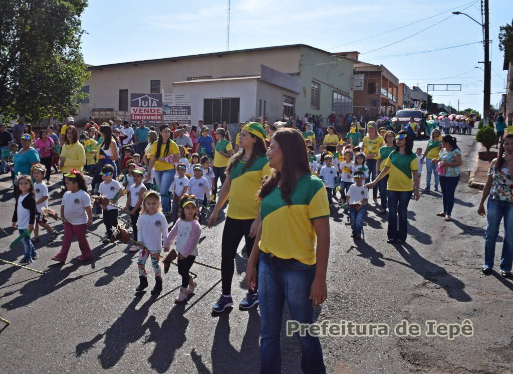 Desfile Cívico i