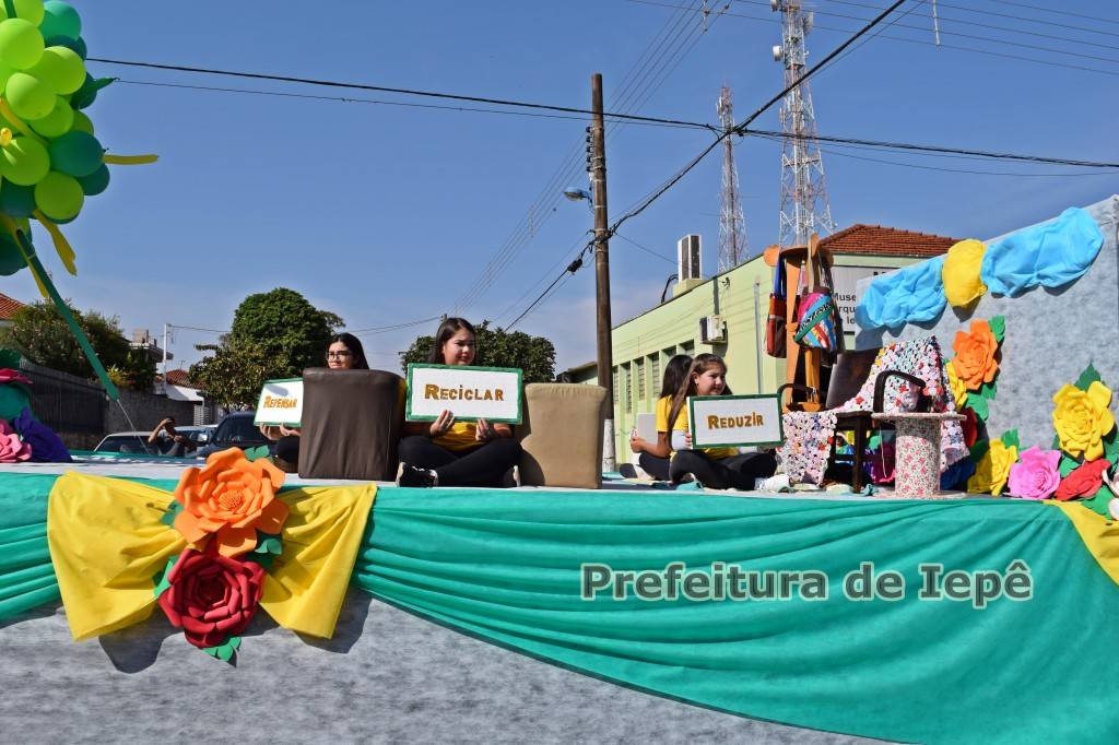 Desfile Cívico Ii