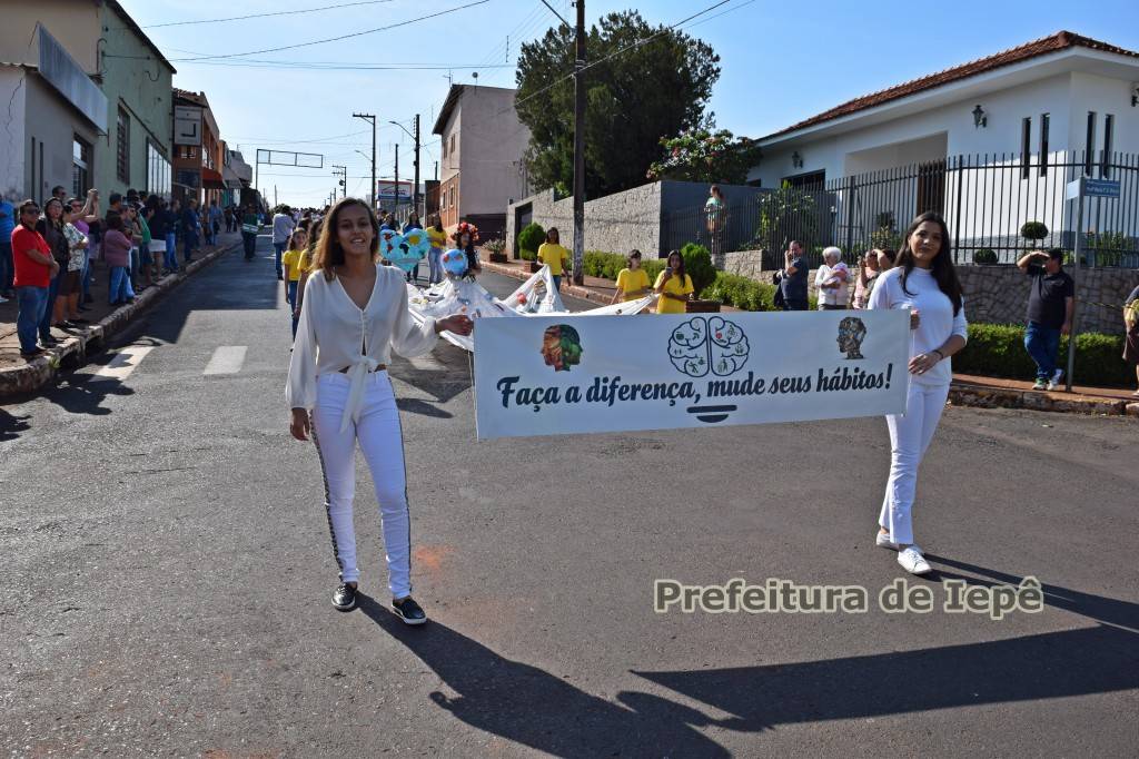 Desfile Cívico Ii