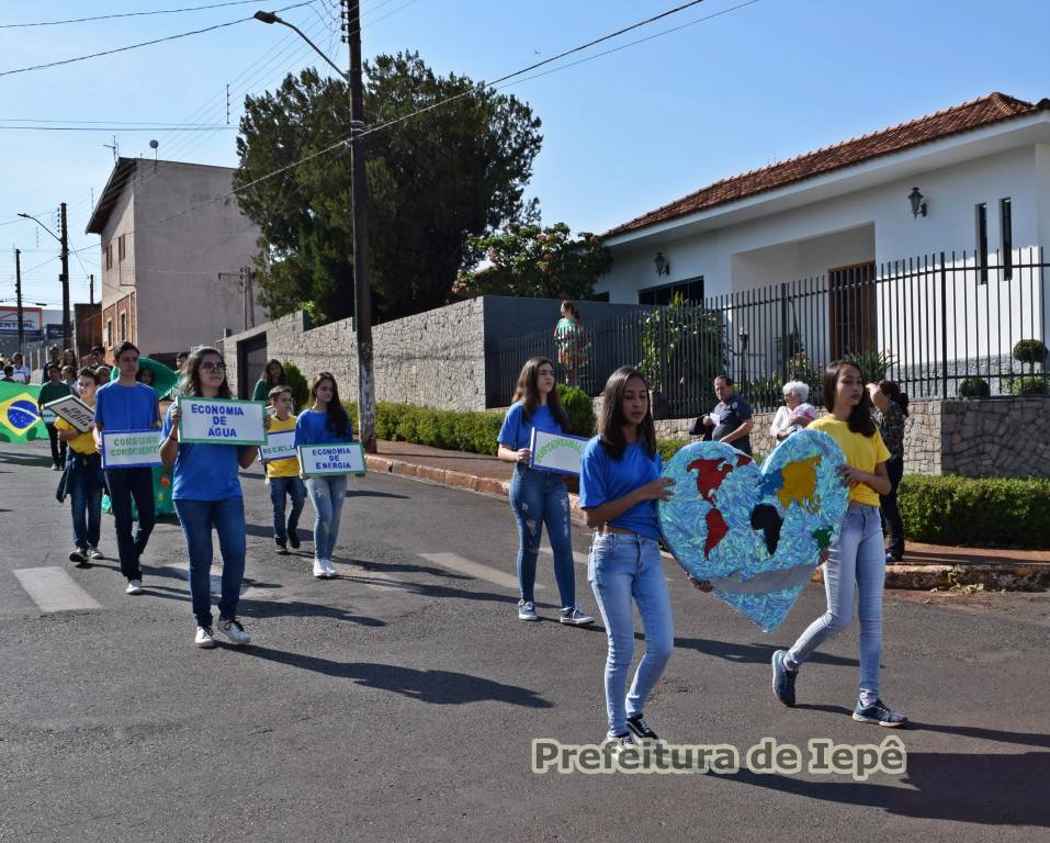 Desfile Cívico Ii