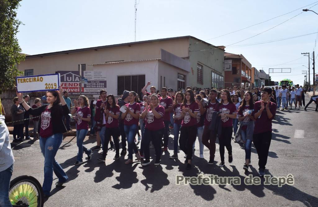 Desfile Cívico Ii