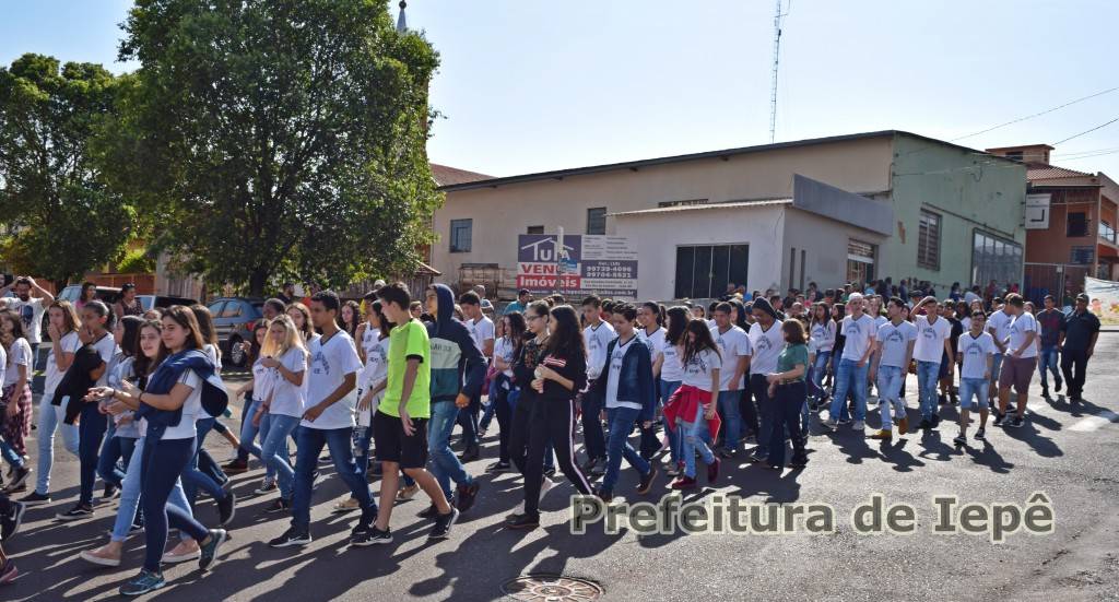 Desfile Cívico Ii