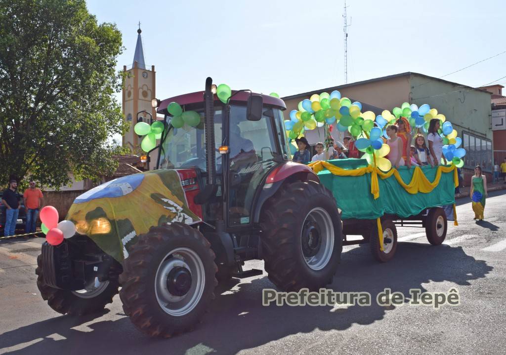 Desfile Cívico Ii