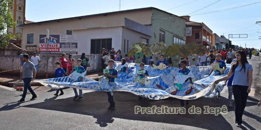 Desfile Cívico Ii