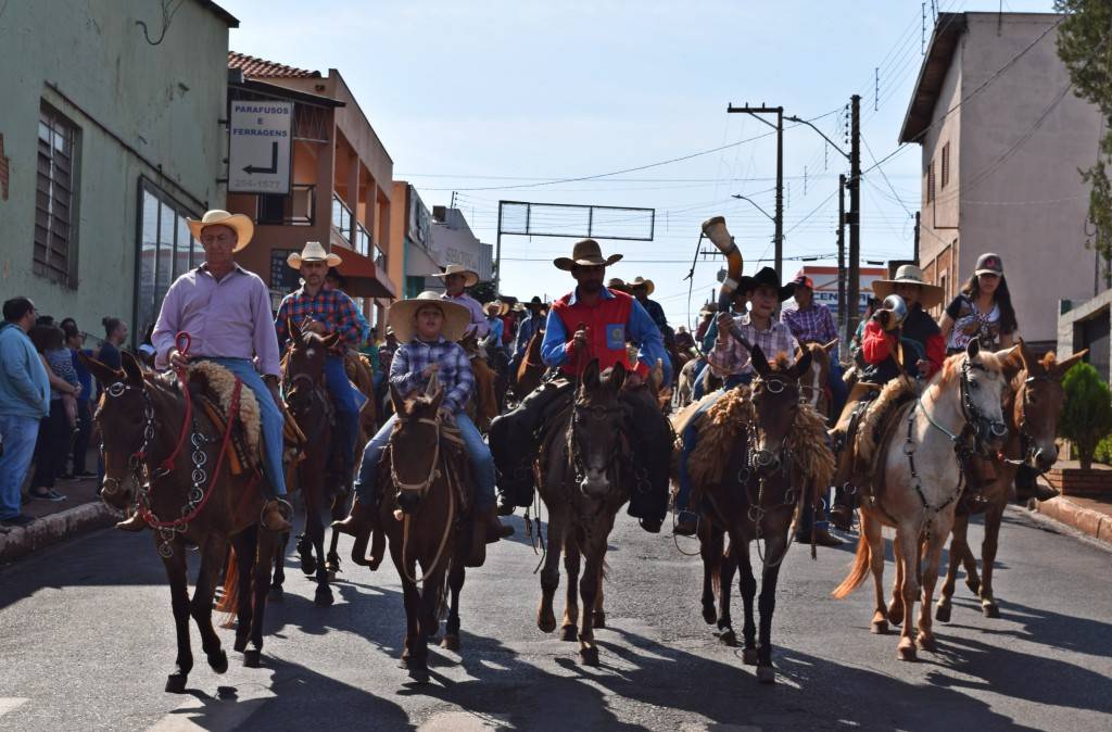 Desfile Cívico Ii