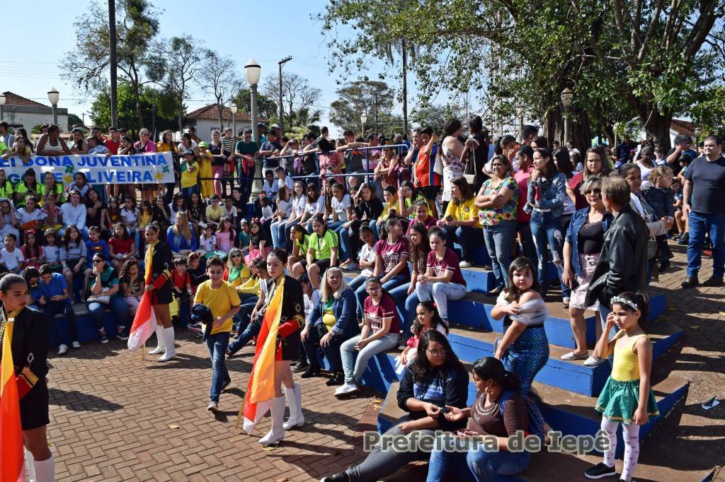 Desfile Cívico Iii
