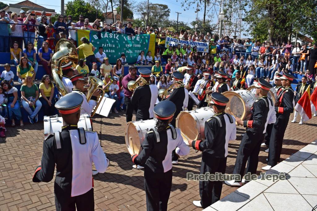 Desfile Cívico Iii