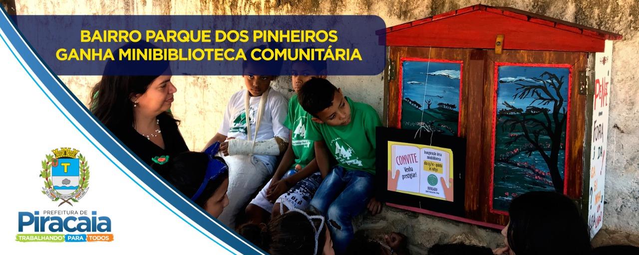 O Parque dos Pinheiros agora conta com uma mini biblioteca comunitária