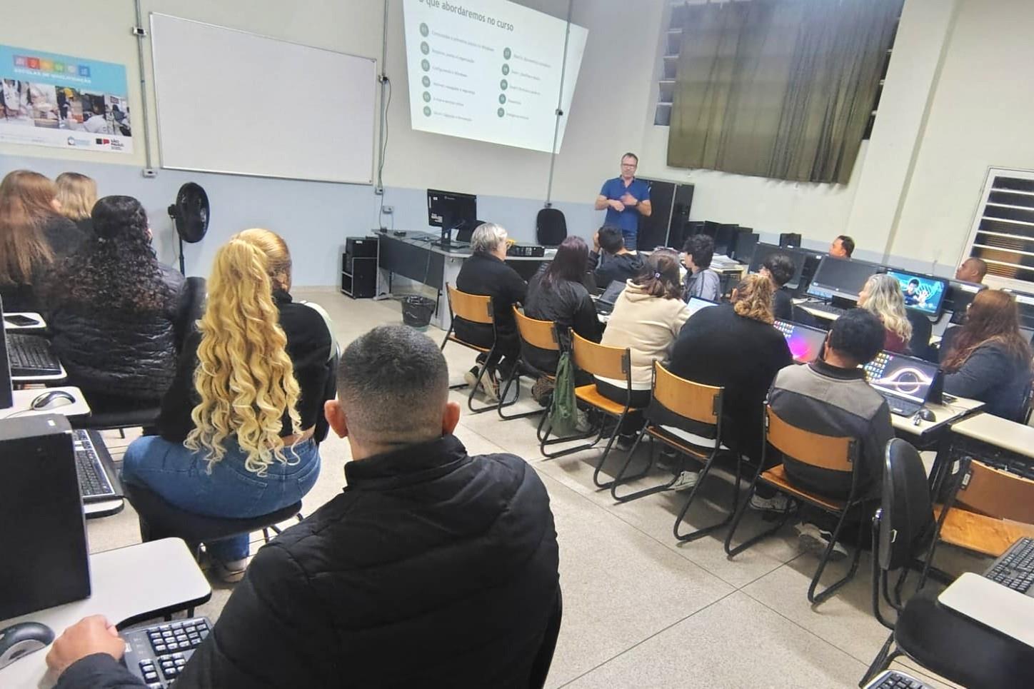 Curso de Inform&aacute;tica B&aacute;sica T6 com Vagner dos Santos Dias - Divulga&ccedil;&atilde;o FSS PMI
