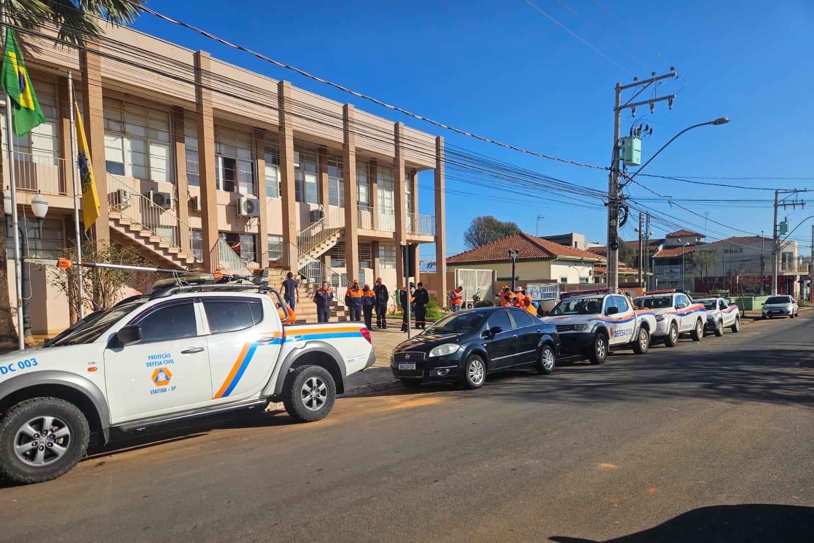 Defesa Civil de Itatiba integra for&ccedil;a-tarefa em Guariba - Alisson Lage