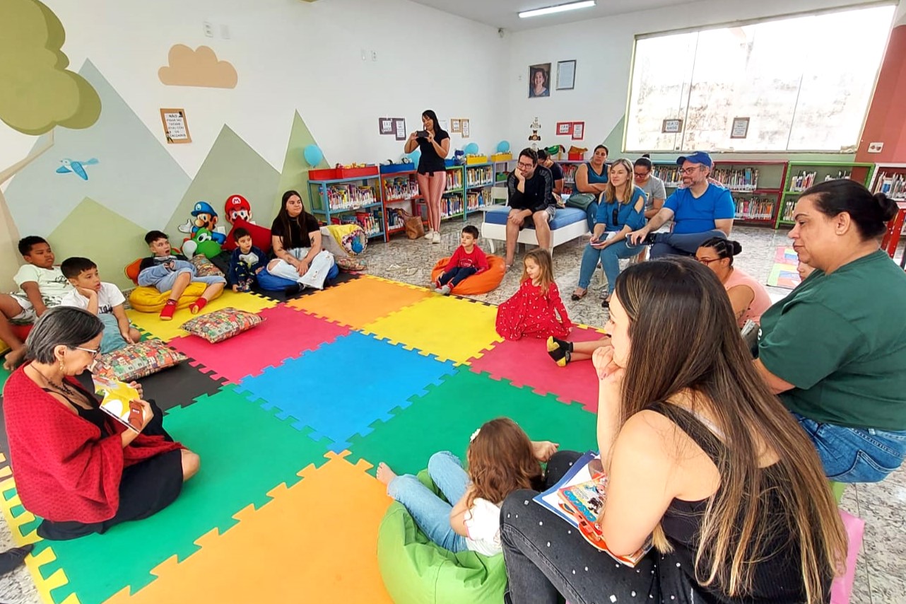 DiadasCriancas Biblioteca (1)