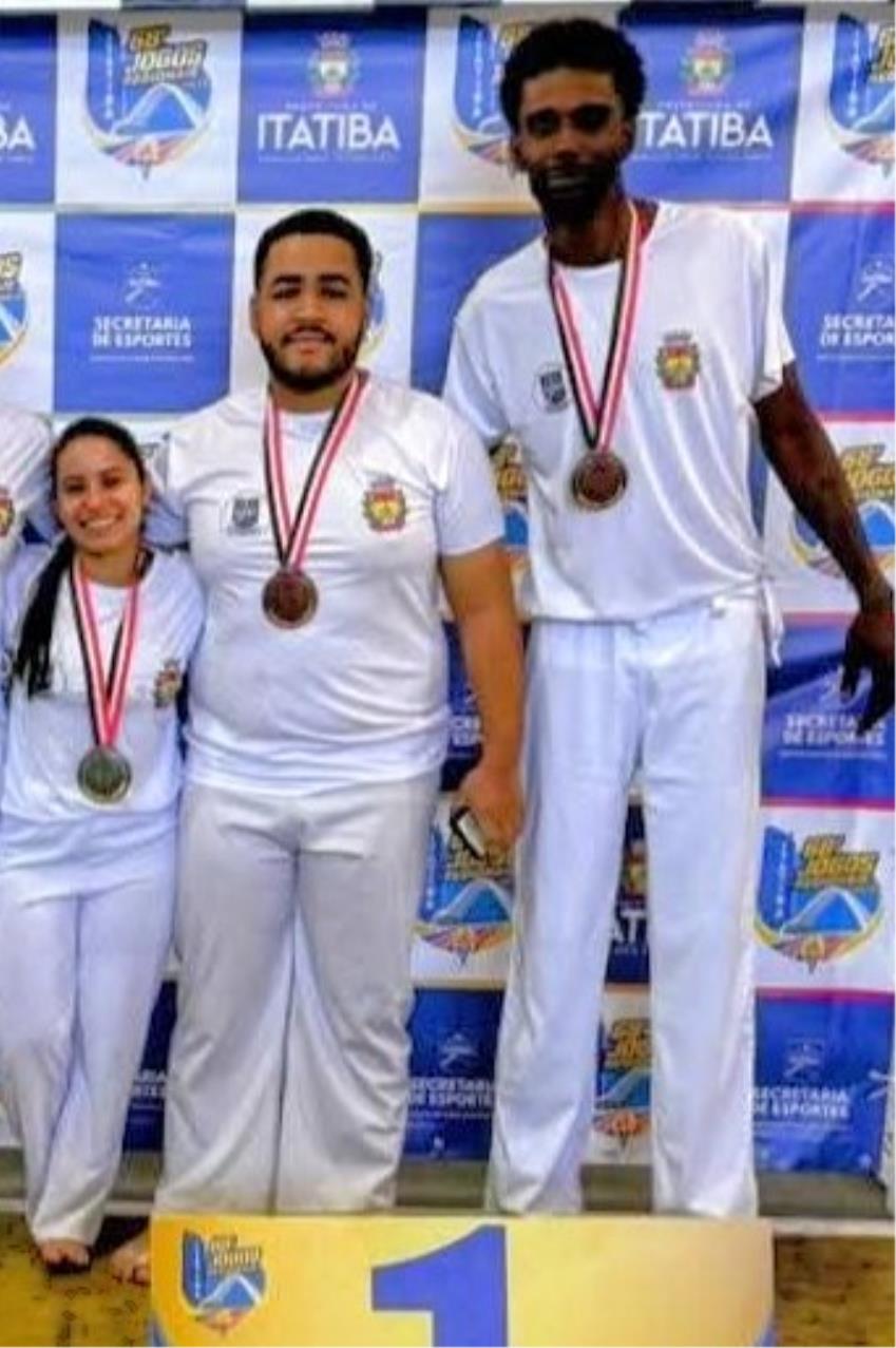 Capoeira3medalhasFdsRgeionaisjul26
