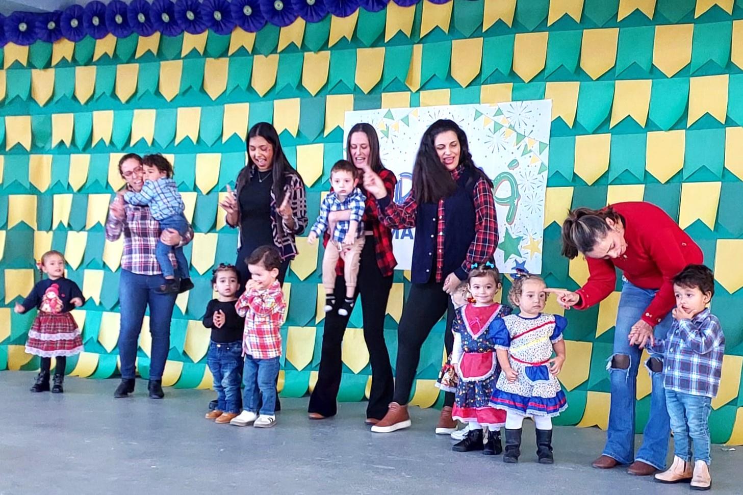 Arraiá Emeb Maria Nair 02 - crédito Educação PMI