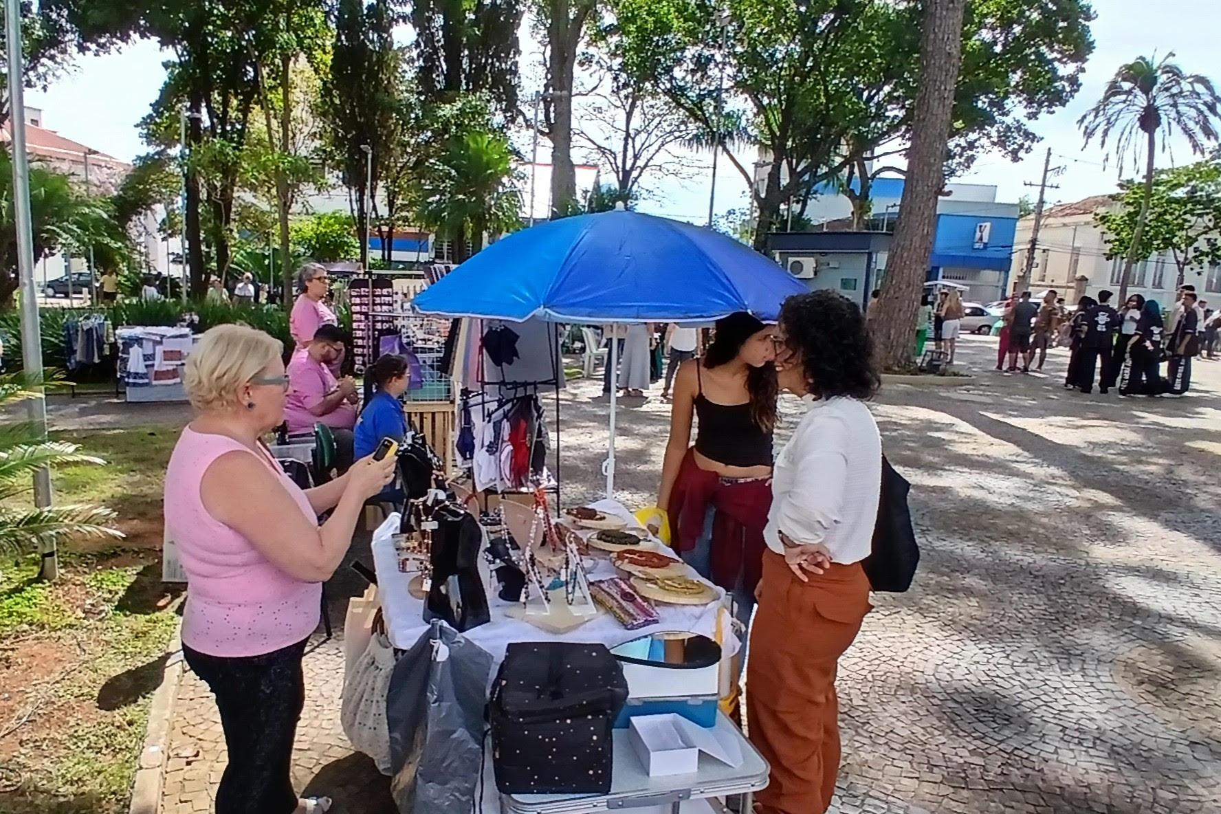 mostra_criativa_m&atilde;es_26_2