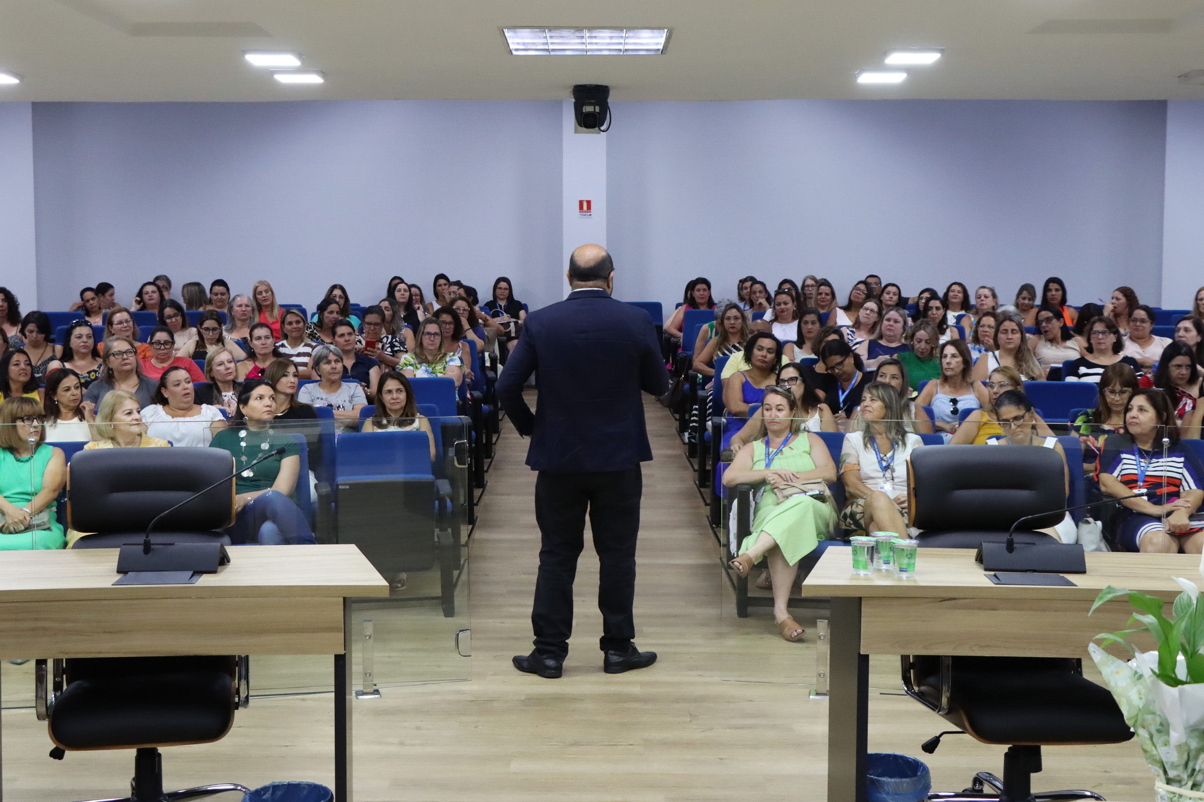 Volta às aulas - Comunicação CMI 02