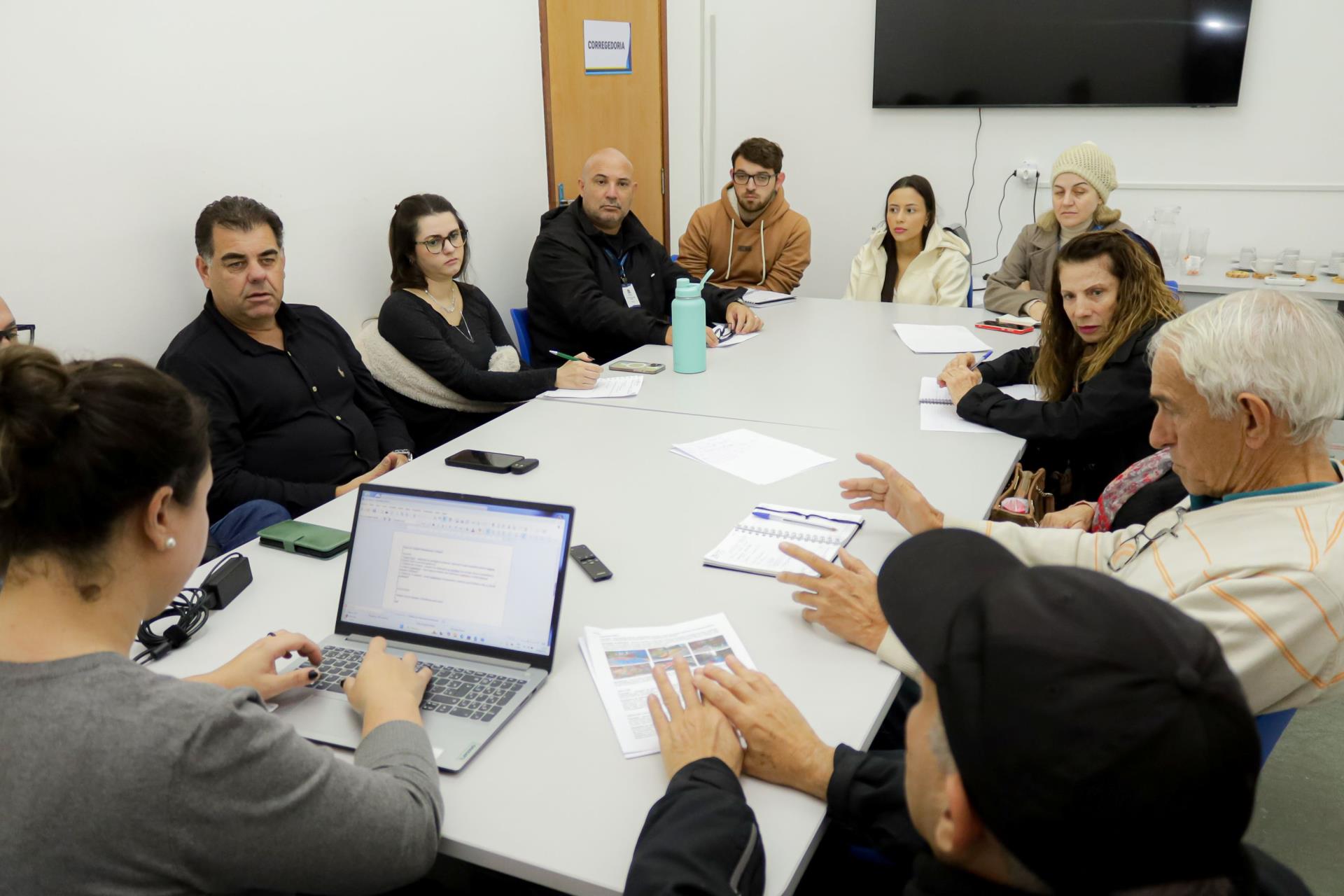 Conferência (4)