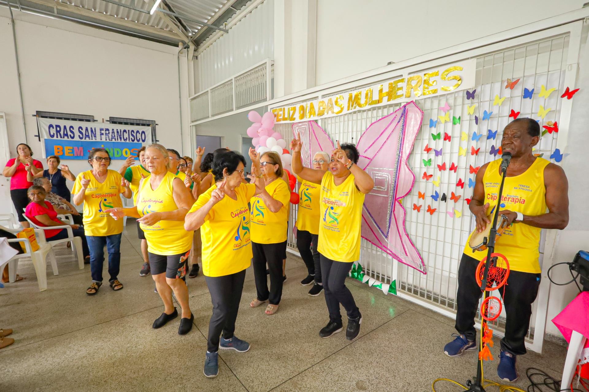 CrasDiaDiadaMulher25 sSanfra