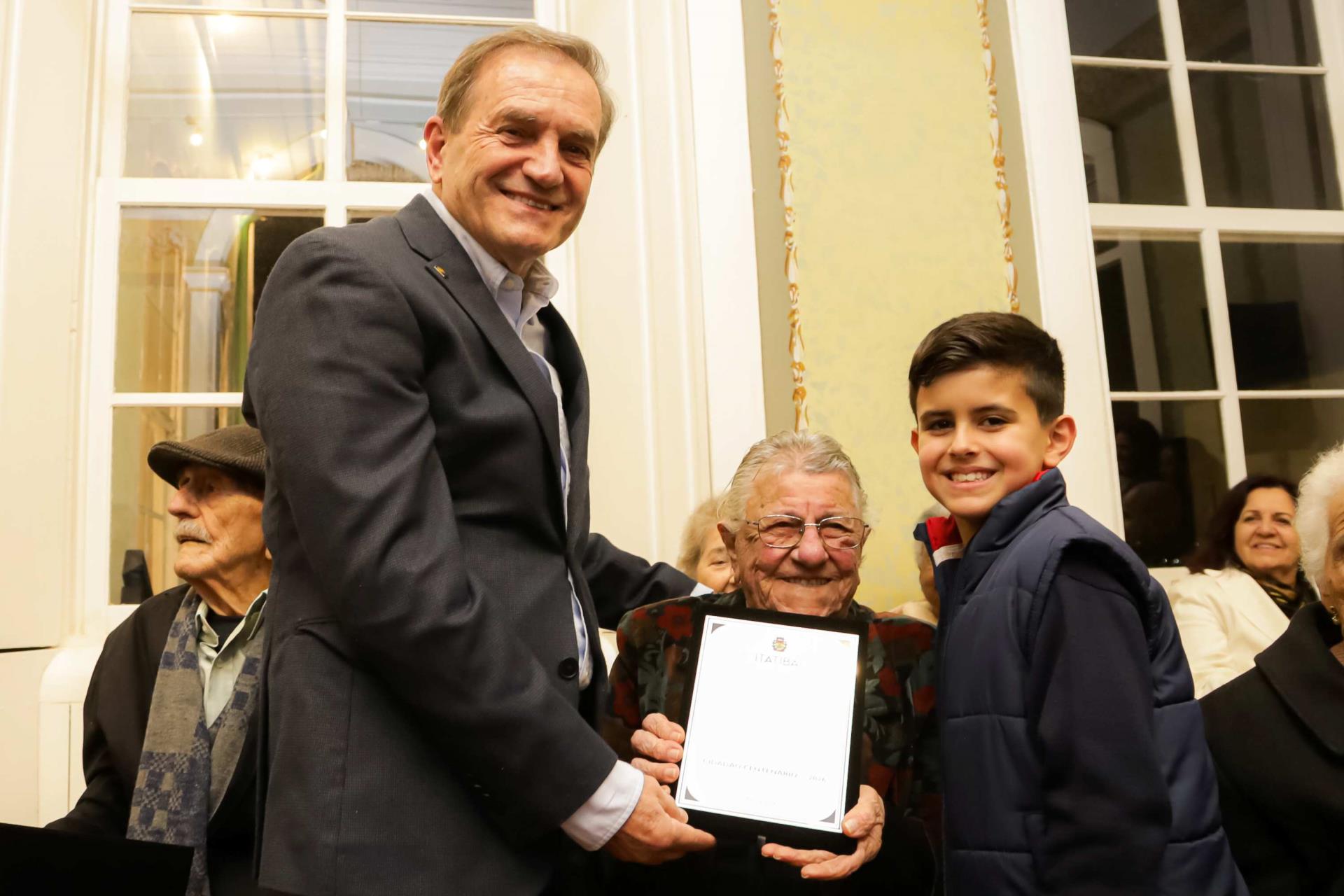 Centenários placa Maria Luiza - crédito Paulo Akio PMI