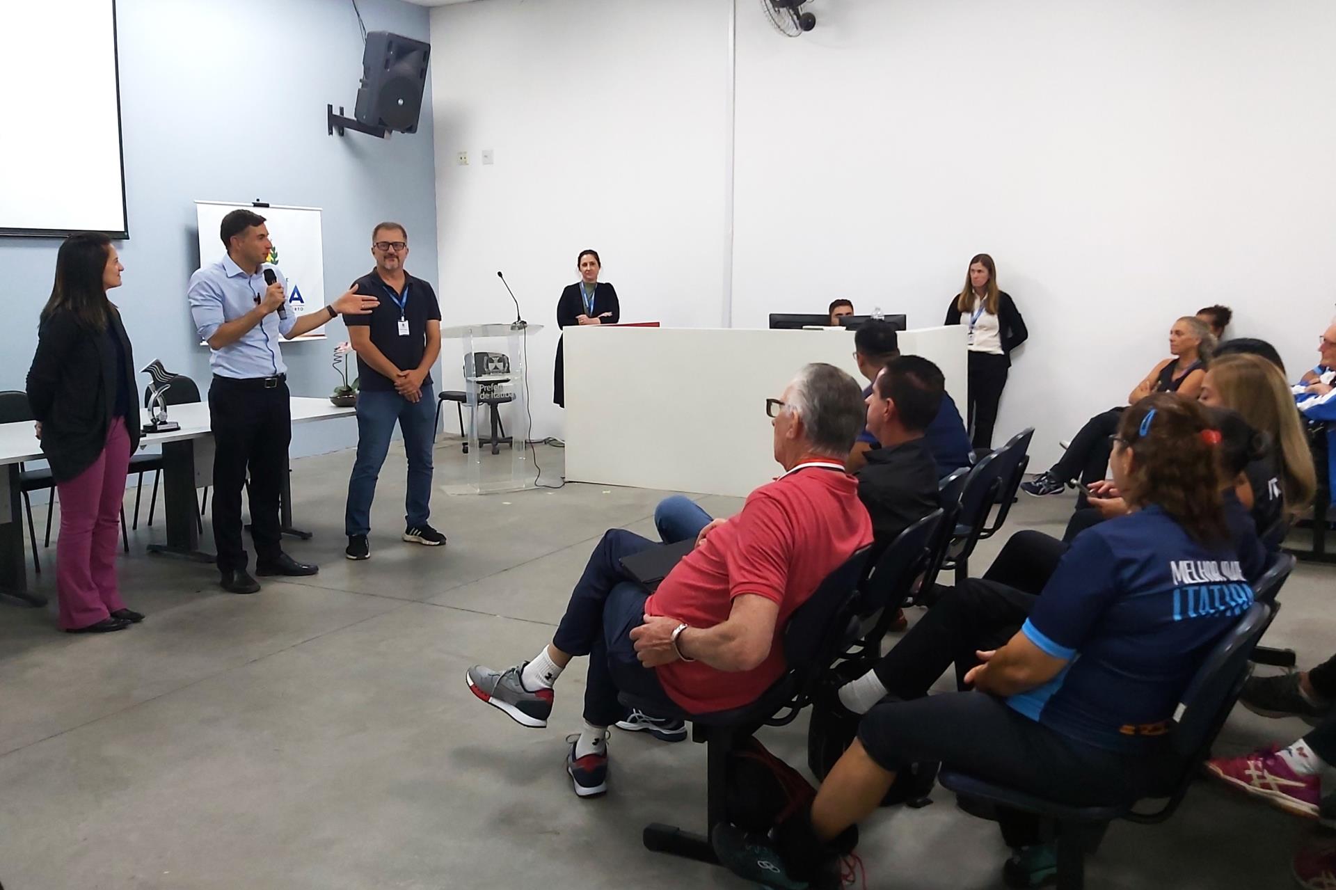 Jomi recepção1