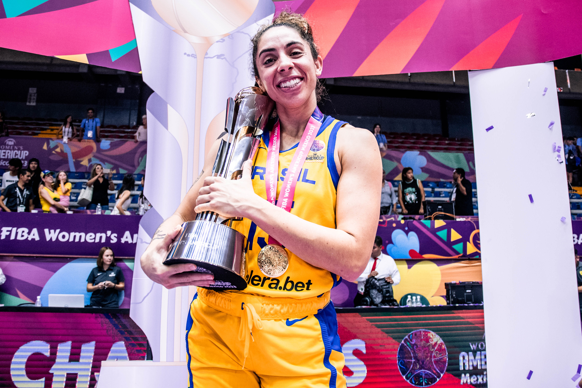 Campeã Paulista e da Copa Brasil de basquete, amapaense Diully Silva renova  com Sesi Araraquara, ap