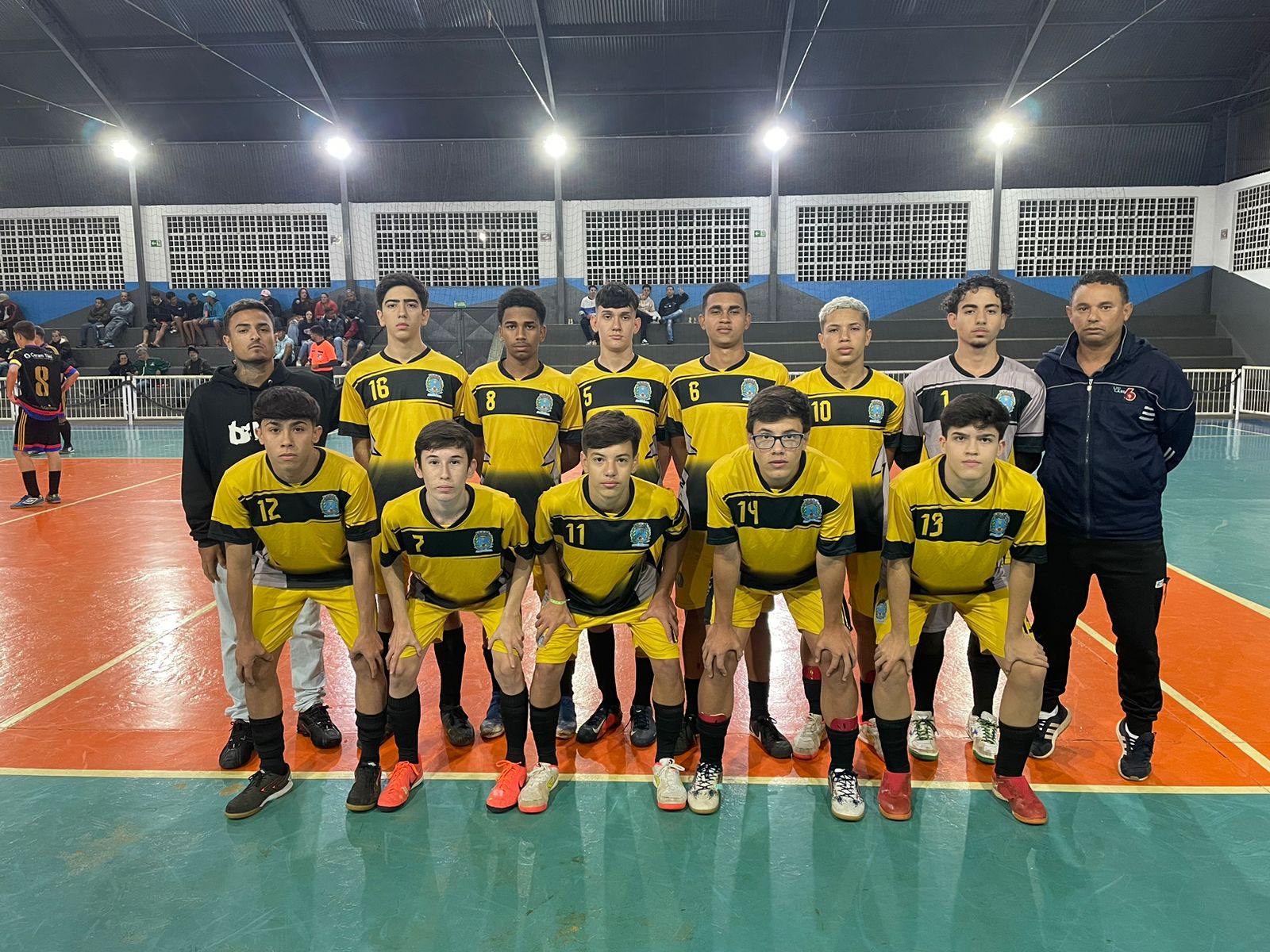 Município de Araras - Futsal: semifinais da 1ª divisão acontecem na  segunda-feira (12)