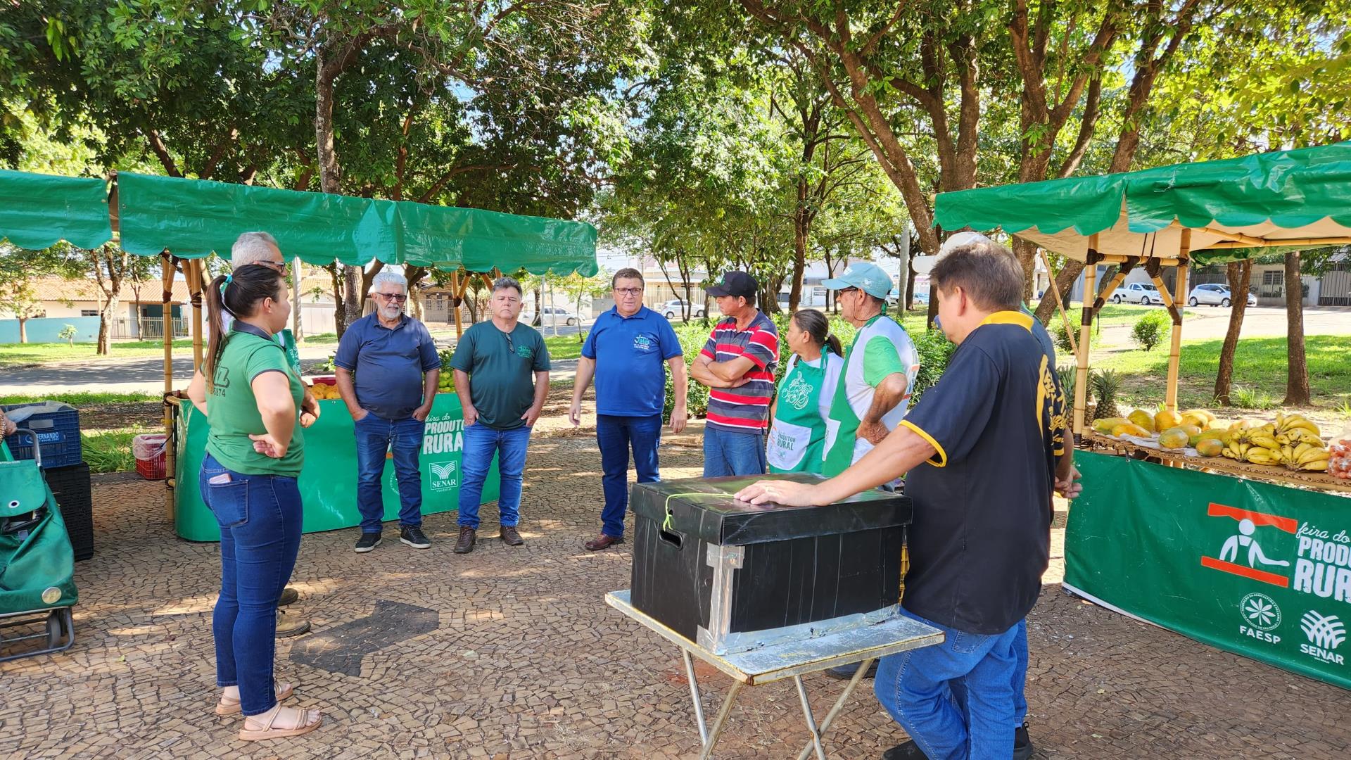 Visita feira da rodoviria 01